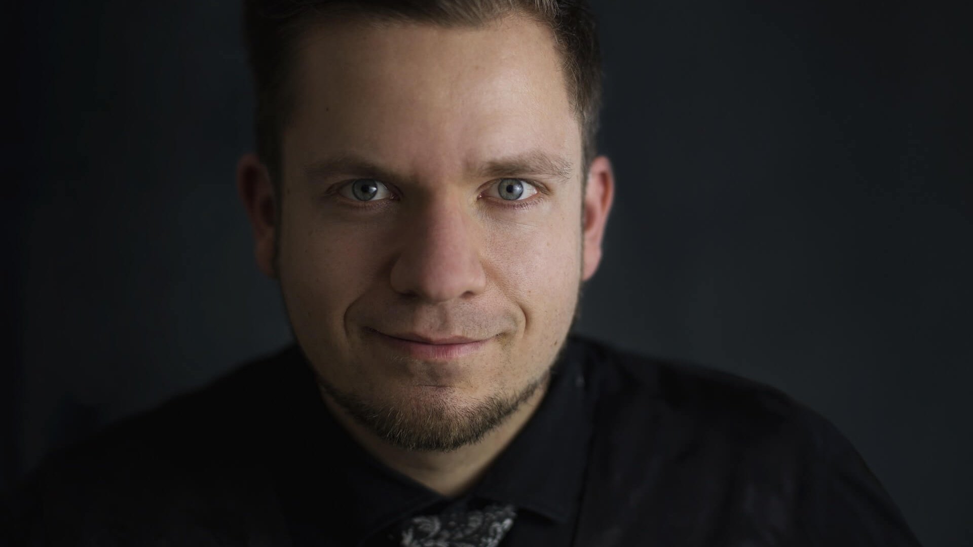 Zauberwilli mit Karten